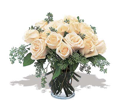11 adet beyaz g�l vazoda  Eryaman �i�ek yolla , �i�ek g�nder , �i�ek�i  