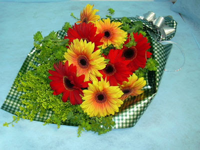t�l i�erisinde gerbera �i�ekleri 11 adet  Eryaman �i�ek g�nder �i�ek servisi , �i�ek�i adresleri 
