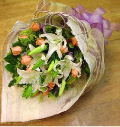  Eryaman �i�ek�i  �i�ek , �i�ek�i , �i�ek�ilik  11 ADET G�L VE 1 ADET KAZABLANKA