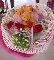 3 adet pelus ayicik ve 3 adet yapay g�l  Eryaman Ankara ucuz �i�ek g�nder 