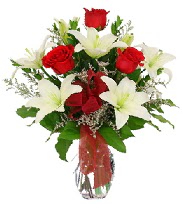 5 adet k�rm�z� g�l ve 1 dal kazablanka  Eryaman �i�ek�i telefonlar� eryaman �i�ek 