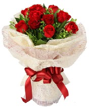 12 adet k�rm�z� g�l buketi  �i�ek yolla Eryaman 14 �ubat sevgililer g�n� �i�ek 