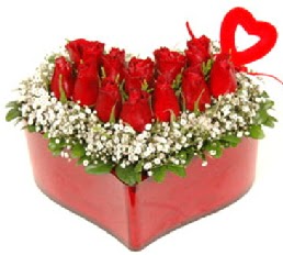 Kalp i�erisinde 9 k�rm�z� g�l kalp �ubuk  Eryaman Ankara ucuz �i�ek g�nder 