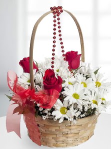 sepette 3 g�l ve krizantem �i�ekleri  Eryaman �i�ek g�nderme sitemiz g�venlidir 