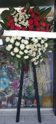 Cenaze �i�e�i cenaze �i�ek modelleri  Eryaman �i�ek�i telefonlar� eryaman �i�ek 
