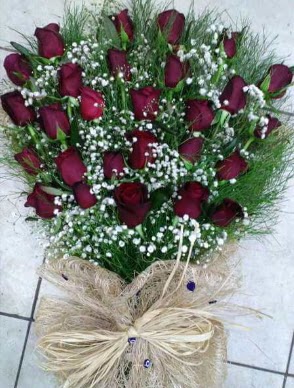 33 Adet g�lden k�z isteme �i�e�i buketi  Eryaman �i�ek g�nderme sitemiz g�venlidir 