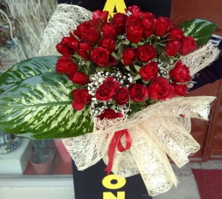 41 adet k�rm�z� g�l K�z isteme �i�e�i buketi  Eryaman �i�ek g�venli kaliteli h�zl� �i�ek 