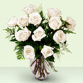  �i�ek yolla Eryaman 14 �ubat sevgililer g�n� �i�ek  beyaz g�ller cam yada mika vazo
