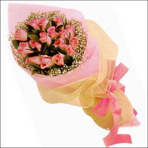 11 adet pembe g�llerden   Ankara Eryaman �i�ek sat��� �i�ek sipari�i 