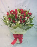  Eryaman �nternetten �i�ek sipari�i  sevenlere �zel 11 adet g�l