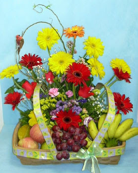  Eryaman �i�ek g�nder �i�ek servisi , �i�ek�i adresleri  sepet i�erisinde meyva ve �i�ekler