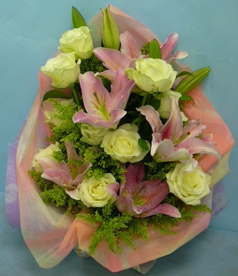 11 adet g�l ve 2 adet kazablanka buketi  Eryaman �i�ek�i  �i�ek , �i�ek�i , �i�ek�ilik 