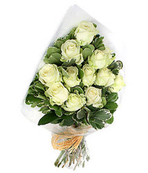  Eryaman Ankara �i�ek�i online �i�ek g�nderme sipari�  12 li beyaz g�l buketi.