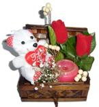 2 adet g�l , mum ve I love you oyuncak tanzimi