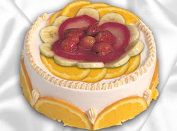 leziz pastane 4 ile 6 kisilik yas pasta meyvali yaspasta  Eryaman ankaraya �i�ek internetten �i�ek sat��� 