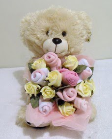 15 cm ayicik ve 15 adet yapay g�l demeti  Eryaman Ankara ucuz �i�ek g�nder 
