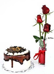  ankara �i�ek�i Eryaman �i�ek�i ma�azas�  vazoda 3 adet kirmizi g�l ve yaspasta