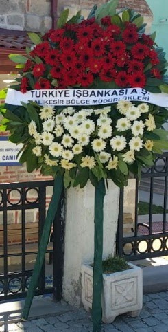 Cenaze �i�ek modeli  �i�ek sipari�i Eryaman uluslararas� �i�ek g�nderme 