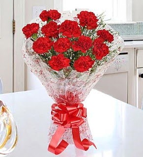 12 adet k�rm�z� karanfil buketi  Eryaman �i�ek yolla , �i�ek g�nder , �i�ek�i  